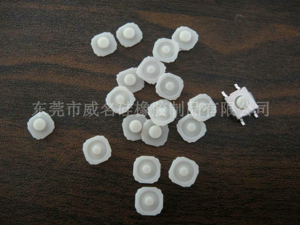 有腳單點(diǎn)硅膠按鍵，觸感非常