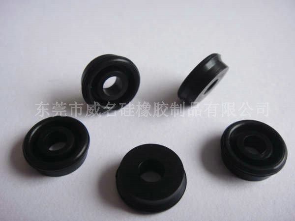 304不銹鋼紅酒塞有哪些注意事項(xiàng)？